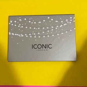 Iconic London Blaze Chaser Face Palette